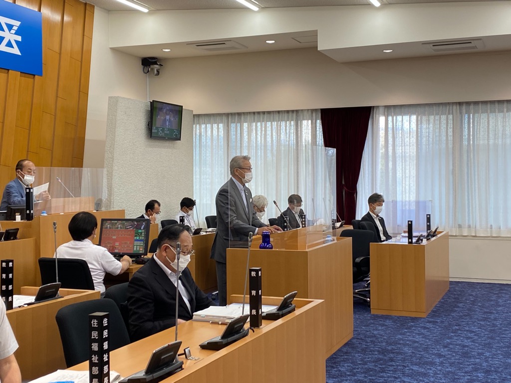 議会本会議の様子