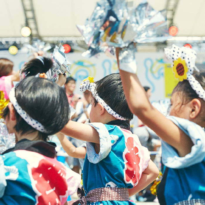 子供たちがわくわくダンスを披露